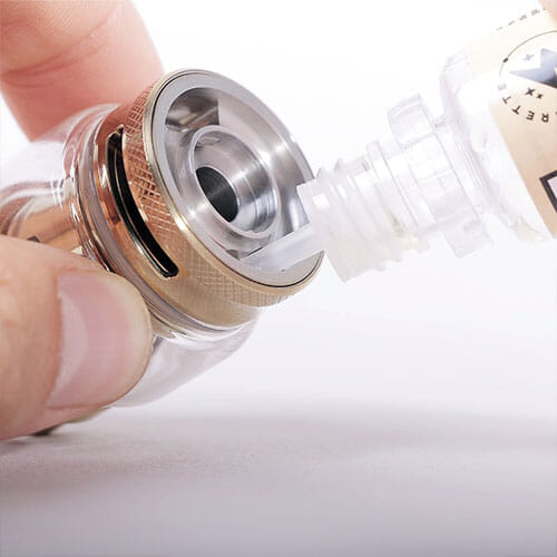 Remplissage du clearomiseur Centaurus Lost vape